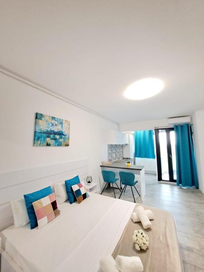 Jolie Studios & Apartments 艾福雷诺德 外观 照片