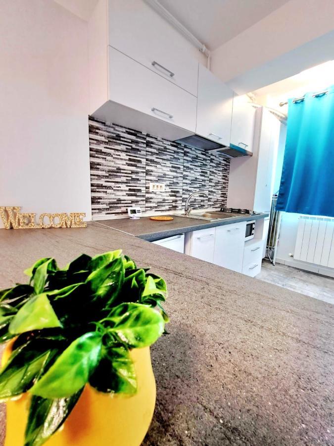 Jolie Studios & Apartments 艾福雷诺德 外观 照片