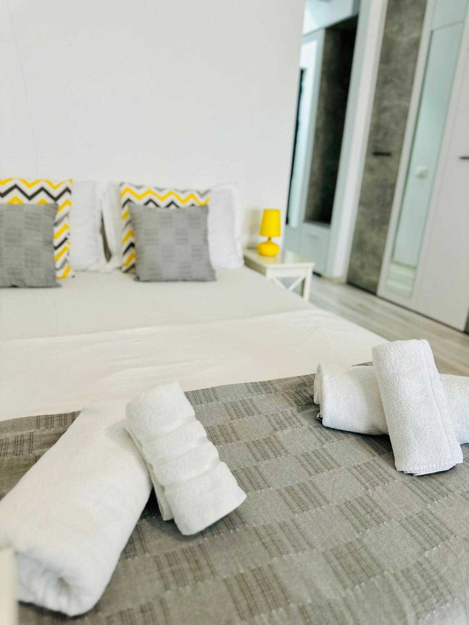 Jolie Studios & Apartments 艾福雷诺德 外观 照片