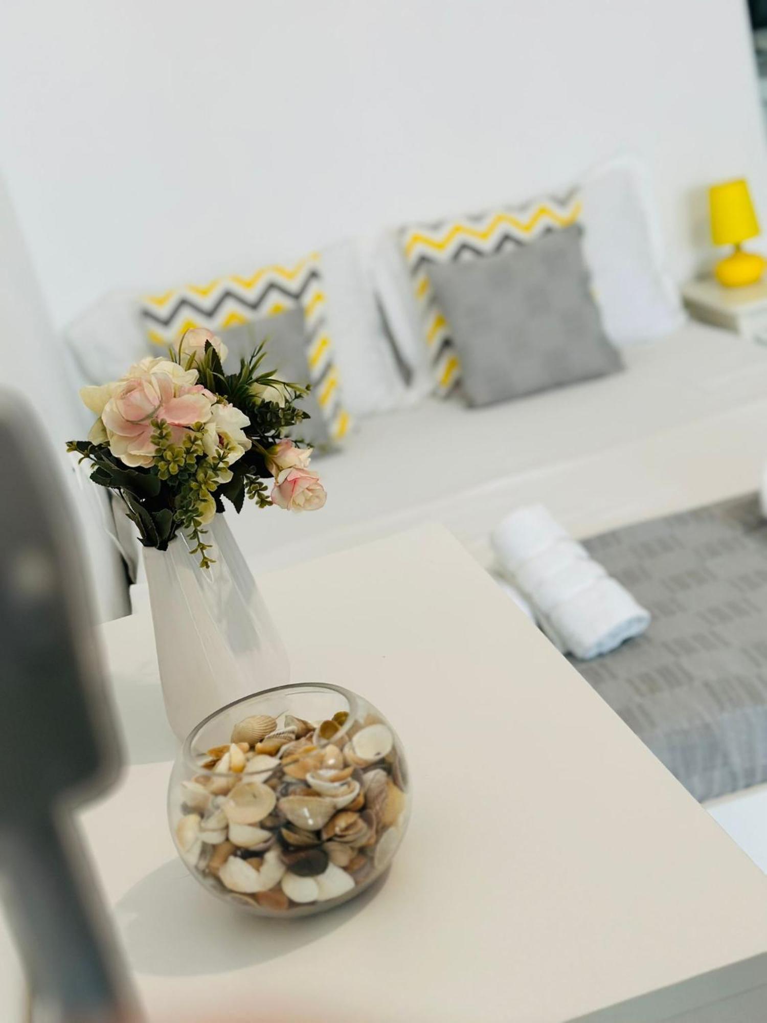Jolie Studios & Apartments 艾福雷诺德 外观 照片