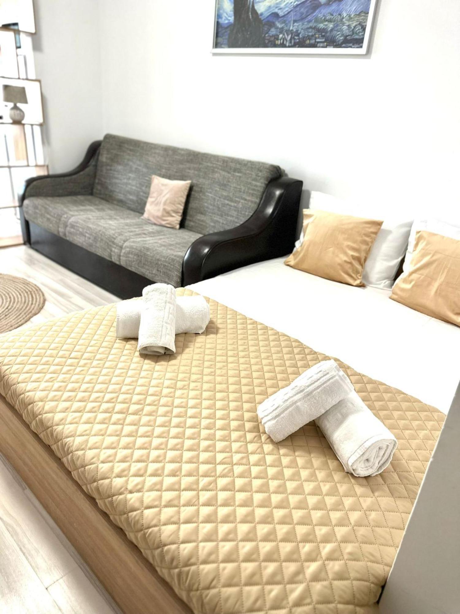 Jolie Studios & Apartments 艾福雷诺德 外观 照片