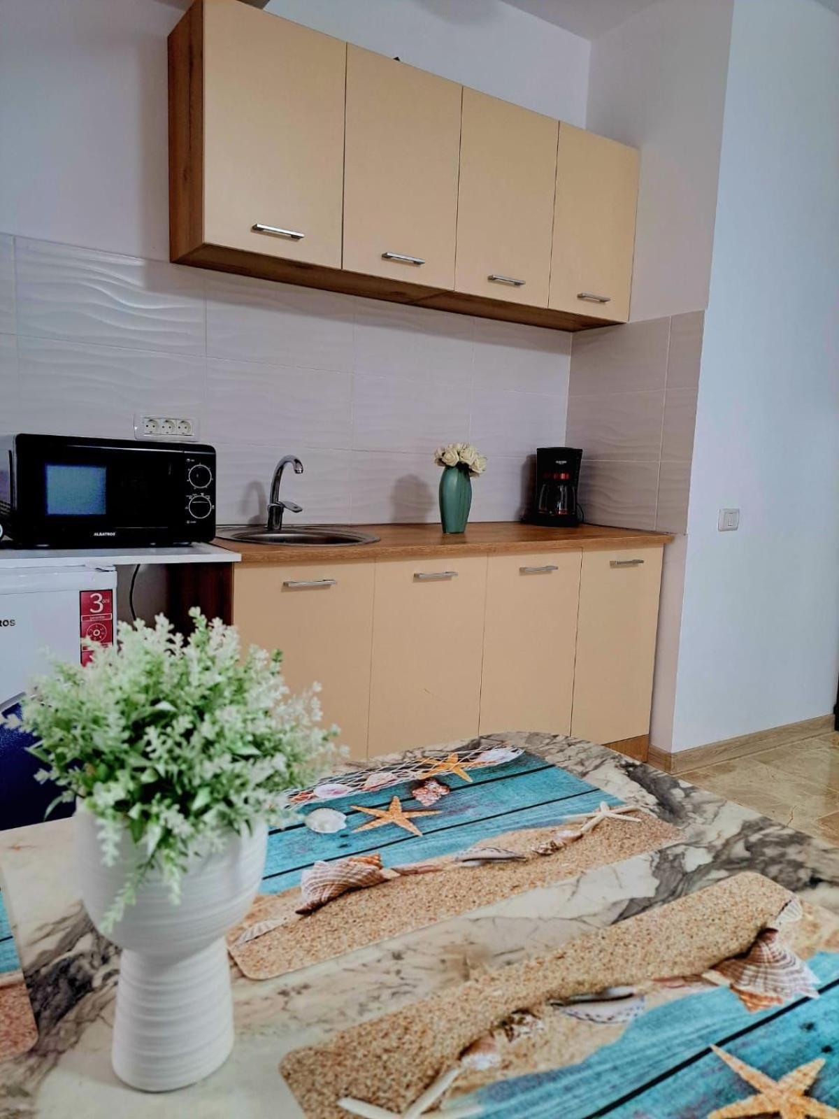 Jolie Studios & Apartments 艾福雷诺德 外观 照片